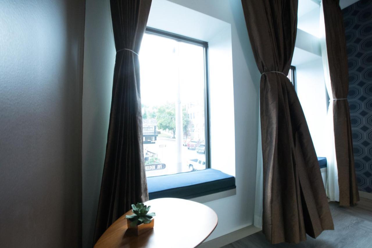 The Vault Hotel Хоутон Экстерьер фото