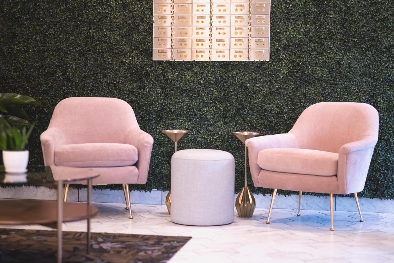 The Vault Hotel Хоутон Экстерьер фото
