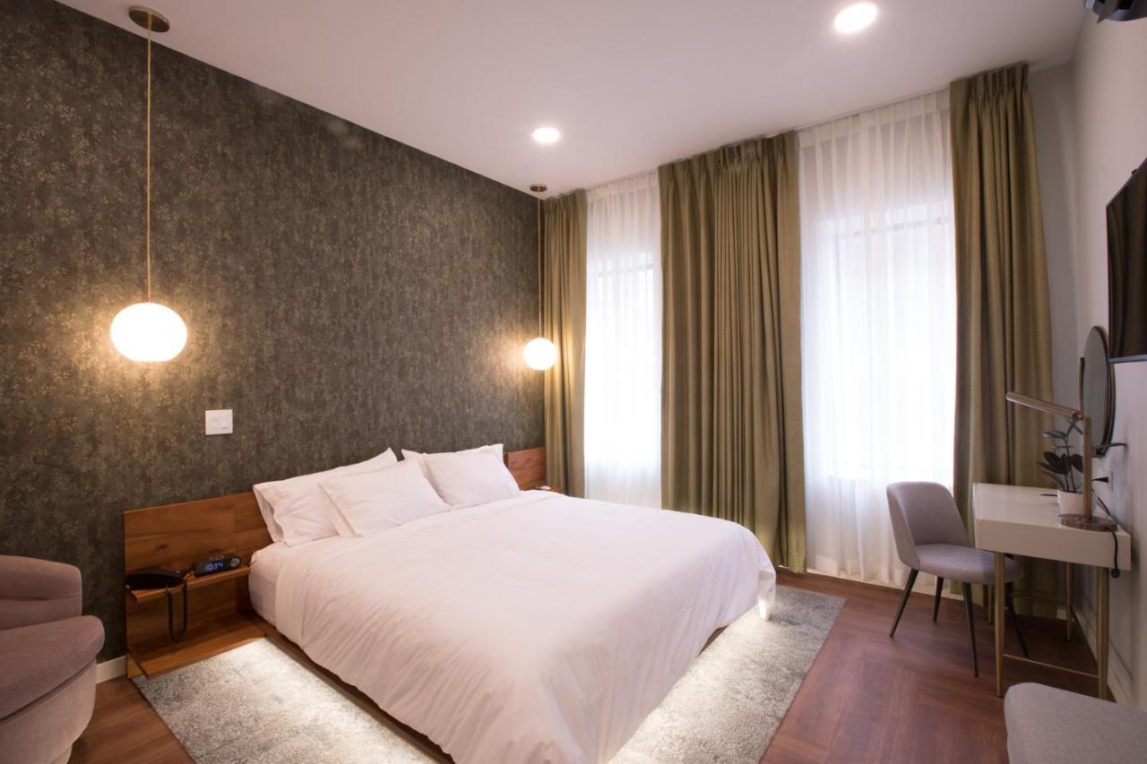 The Vault Hotel Хоутон Экстерьер фото
